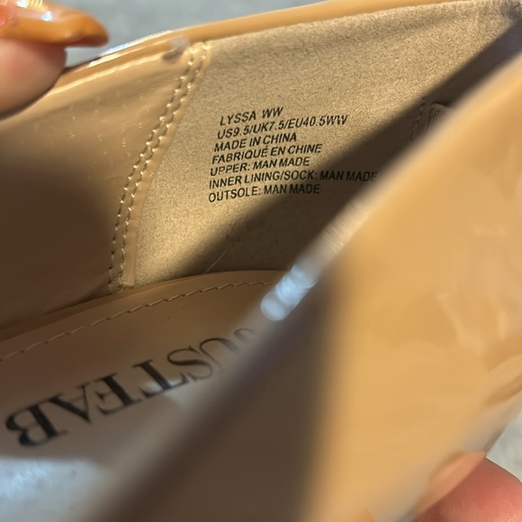 JustFab Nude color pointy high heel - Picture 4 of 4